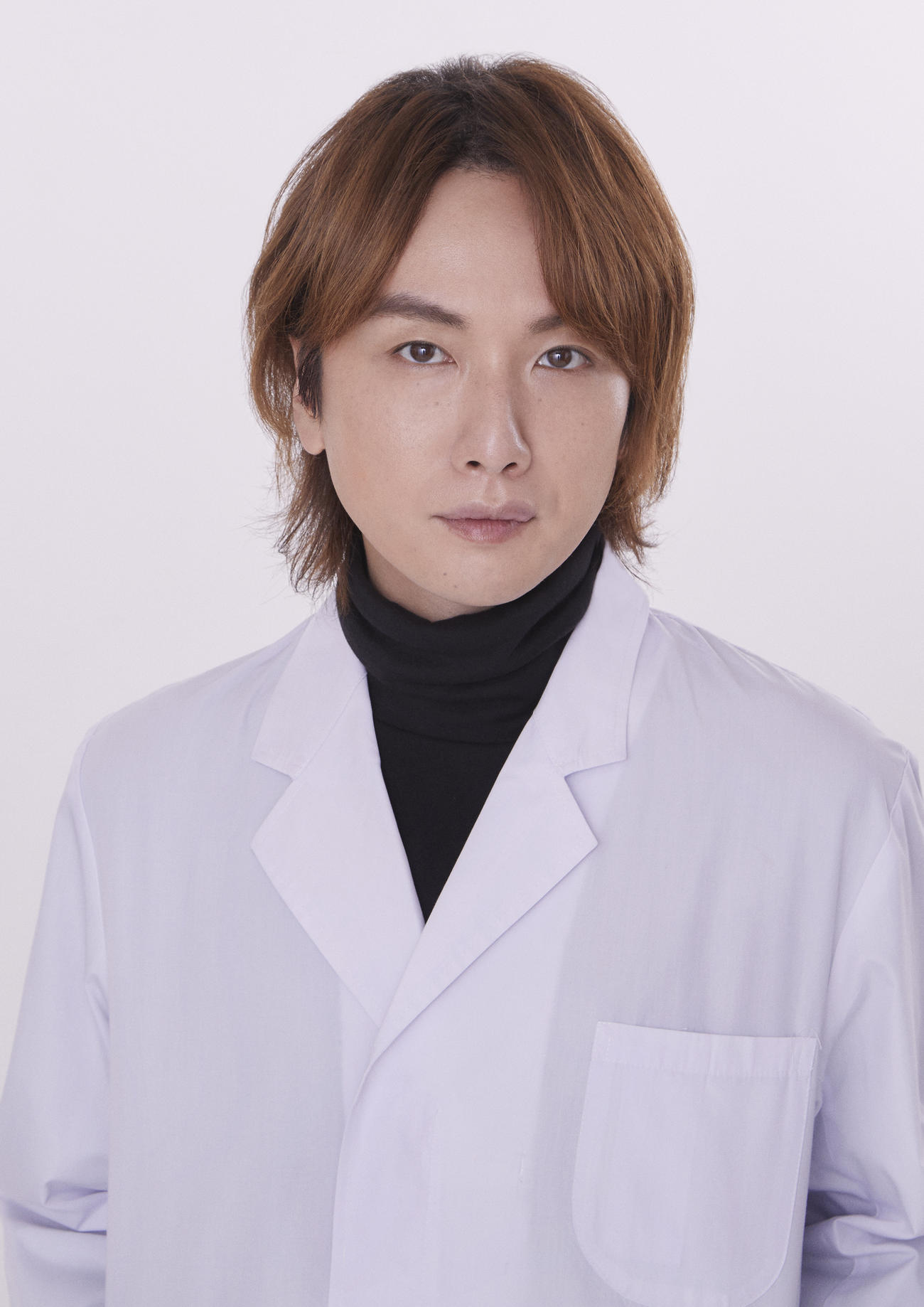舞台「最後の医者は桜を見上げて君を想う」に主演する細貝圭