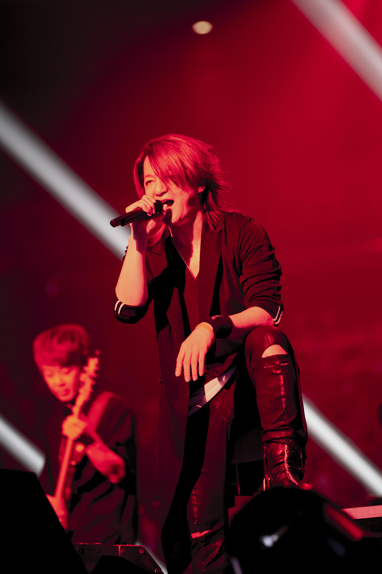 1000回目のライブで歌唱するGLAYのTERU