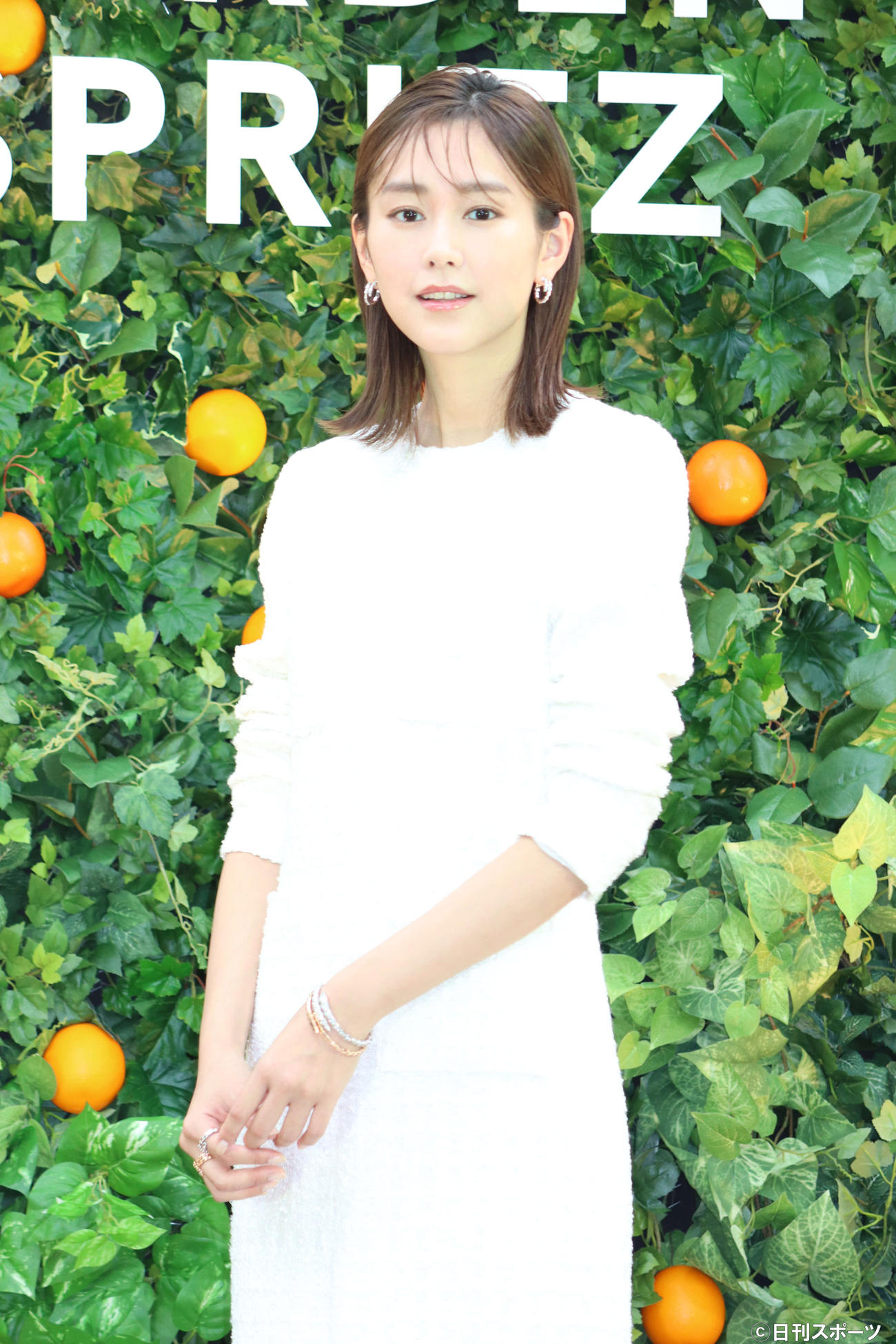 「CHANDON SECRET GARDEN MIDPARK LOUNGE」オープニングセレモニーに純白のサマードレスで登場した桐谷美玲（撮影・加藤理沙）