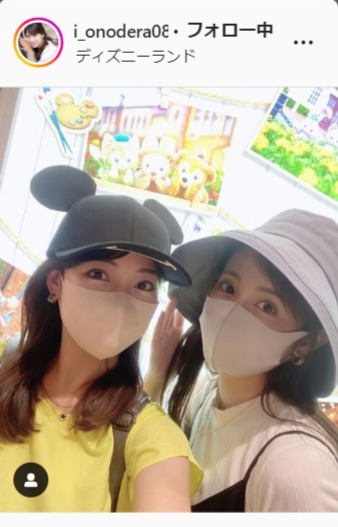 小野寺結衣＆久慈暁子アナのディズニーツーショット（小野寺結衣インスタグラムより）