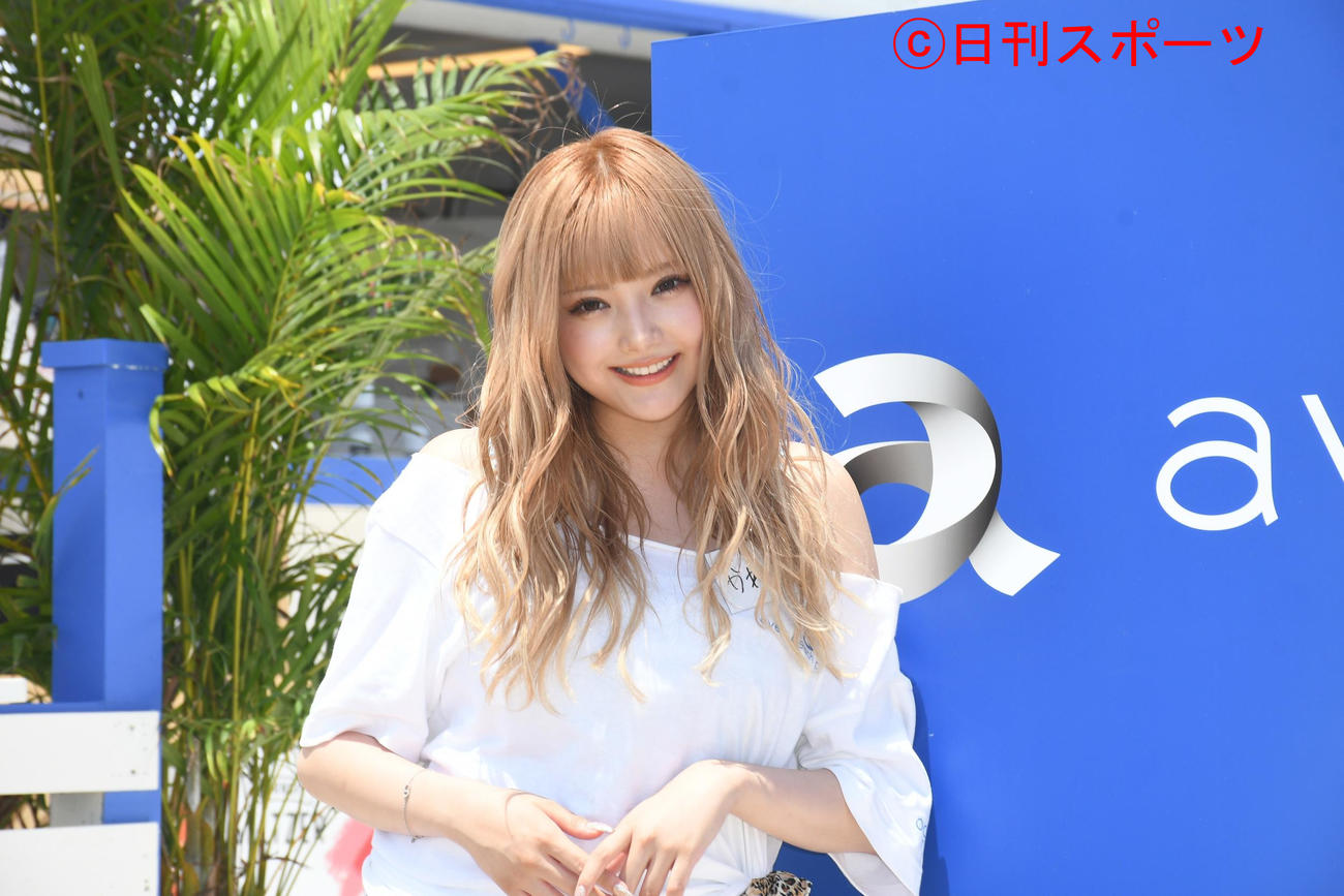 「avex beach paradise」一日店長を務めた安斉かれん（撮影・大友陽平）