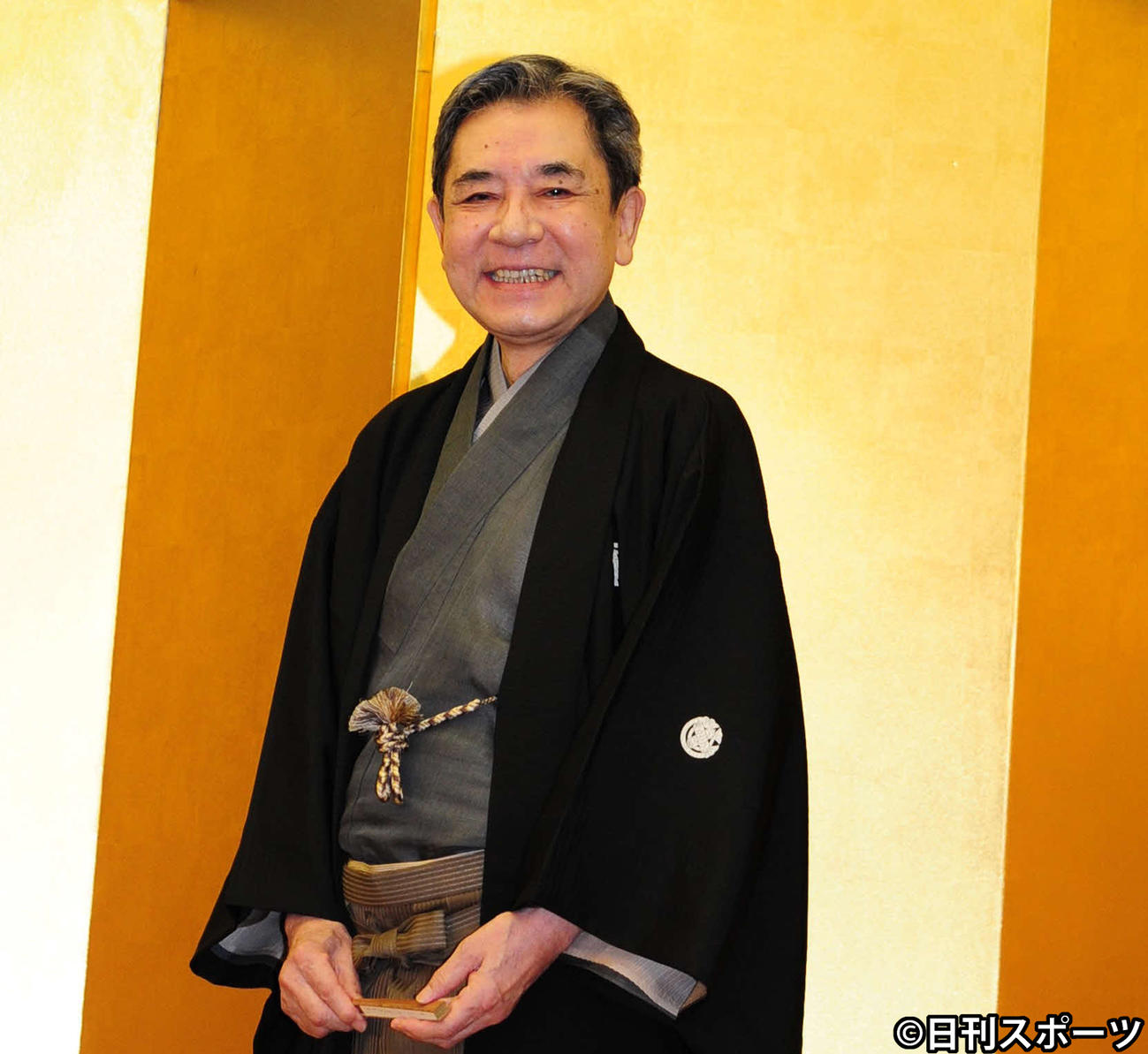 人間国宝に認定され笑顔の中村梅玉
