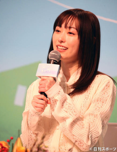2022年度後期NHK連続テレビ小説「舞いあがれ!」のヒロインに選ばれた福原遥(2021年11月撮影)