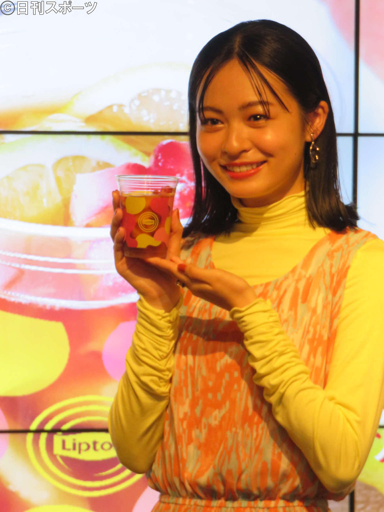 スシローの新商品イベントに出席した莉子