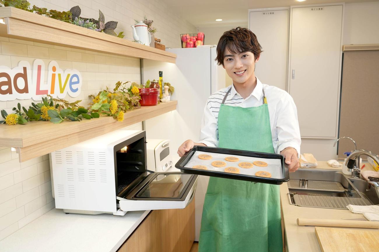 料理番組「ペアリングビストロ　YUTO」でお菓子作りに初挑戦した辰巳ゆうと