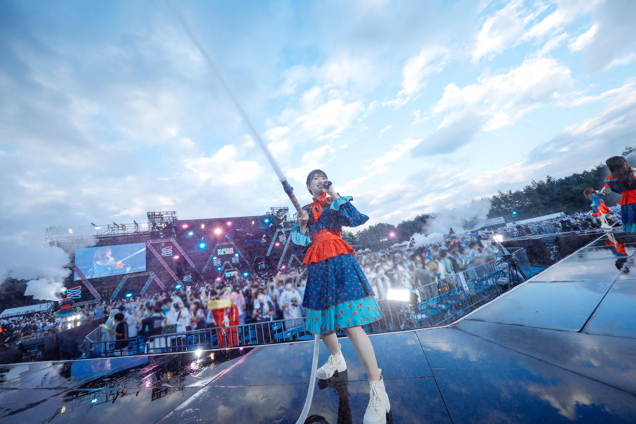 野外ライブ「W－KEYAKI FES．　2022」を開催した日向坂46（撮影・上山陽介氏）