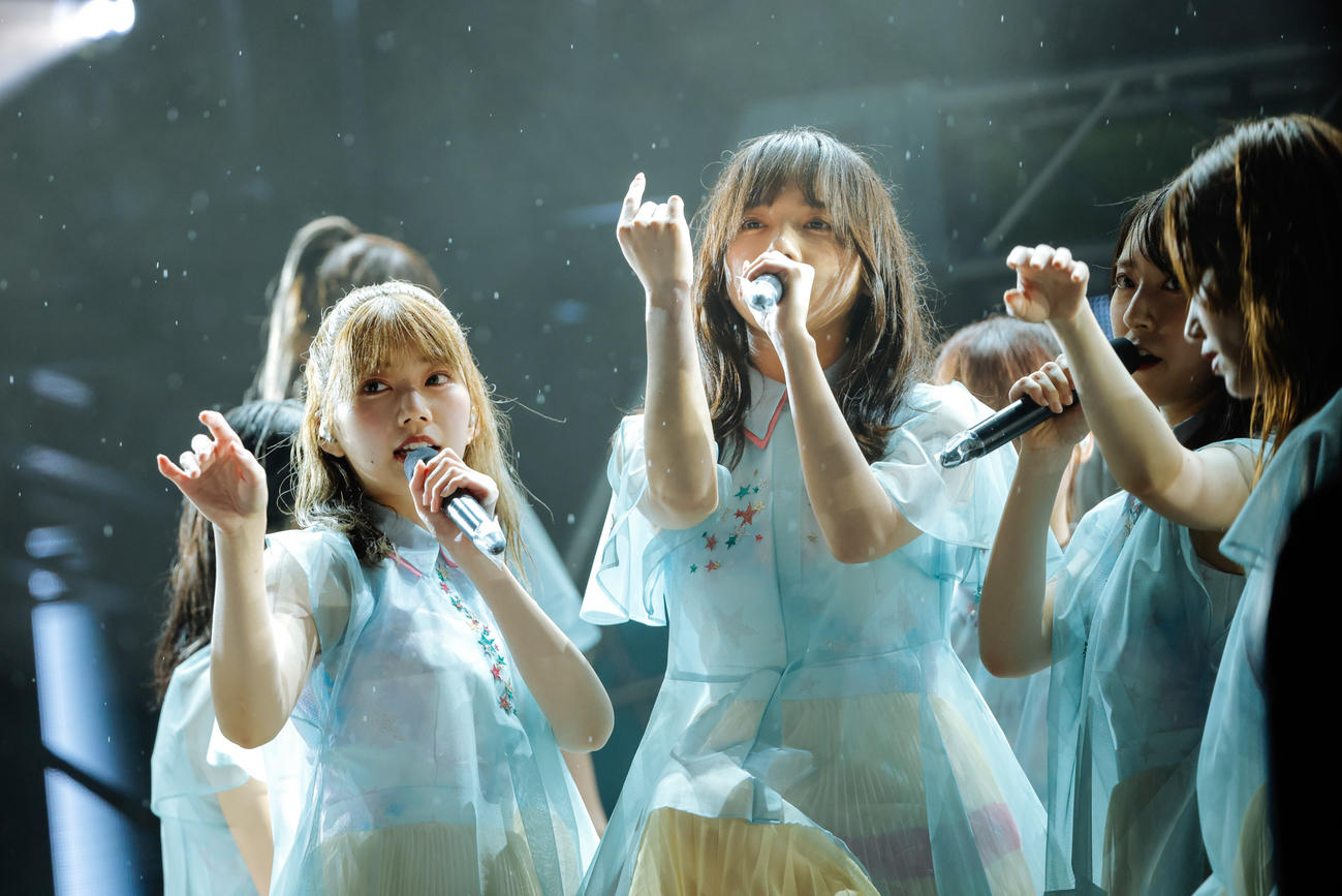 野外ライブ「W－KEYAKI FES．　2022」を開催した日向坂46（撮影・上山陽介氏）