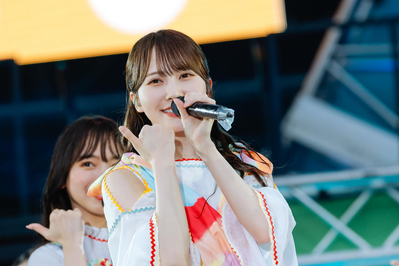 野外ライブ「W－KEYAKI FES．　2022」を開催した日向坂46（撮影・上山陽介氏）
