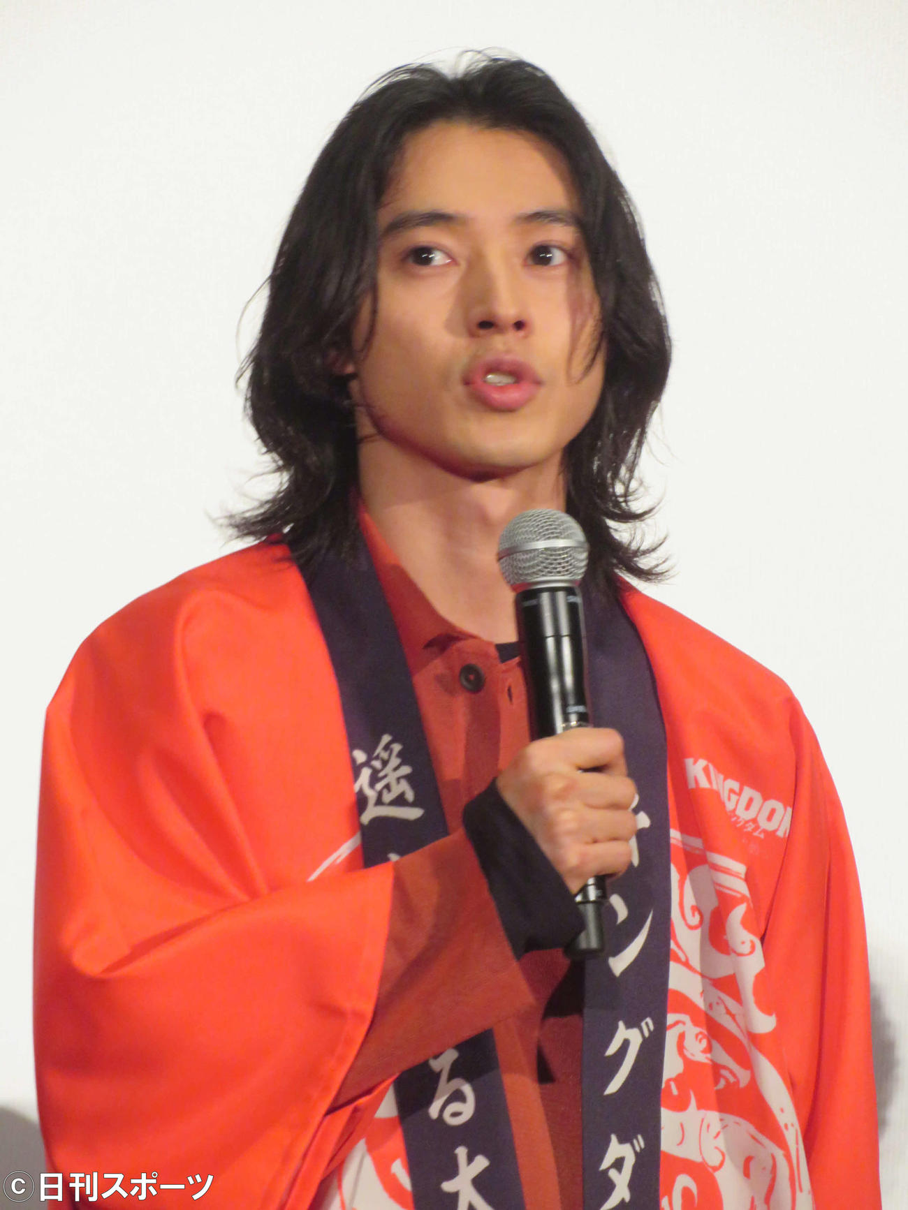 映画「キングダム2　遥かなる大地へ」大ヒット御礼舞台あいさつで熱く語る山崎賢人（撮影・村上幸将）