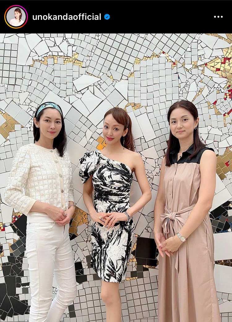 神田うの（中央）がインスタグラムで公開した、伊東美咲（左）、植松真美との再会3ショット