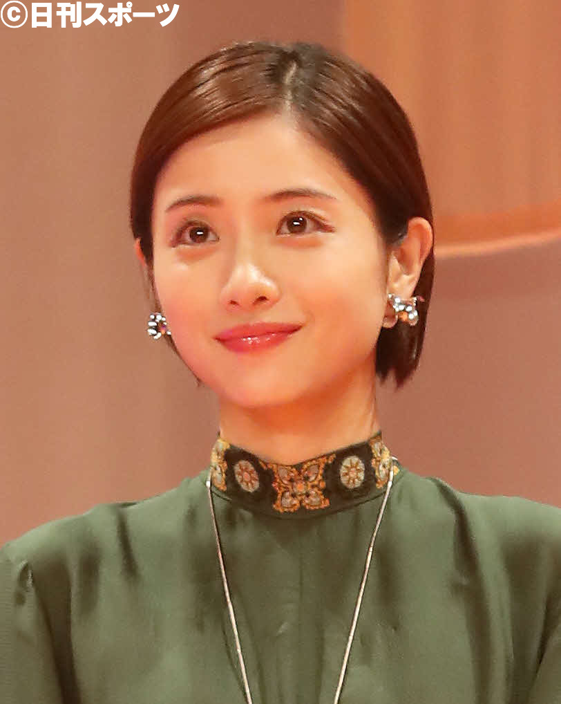 石原さとみ（2021年10月撮影）