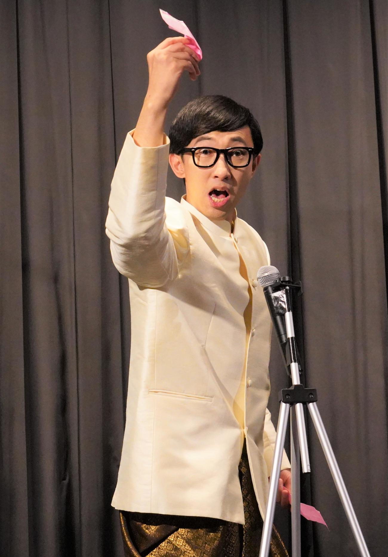 タイ映画「プアン／友だちと呼ばせて」の公開直前トークイベントに出席したこがけん（撮影・佐藤成）