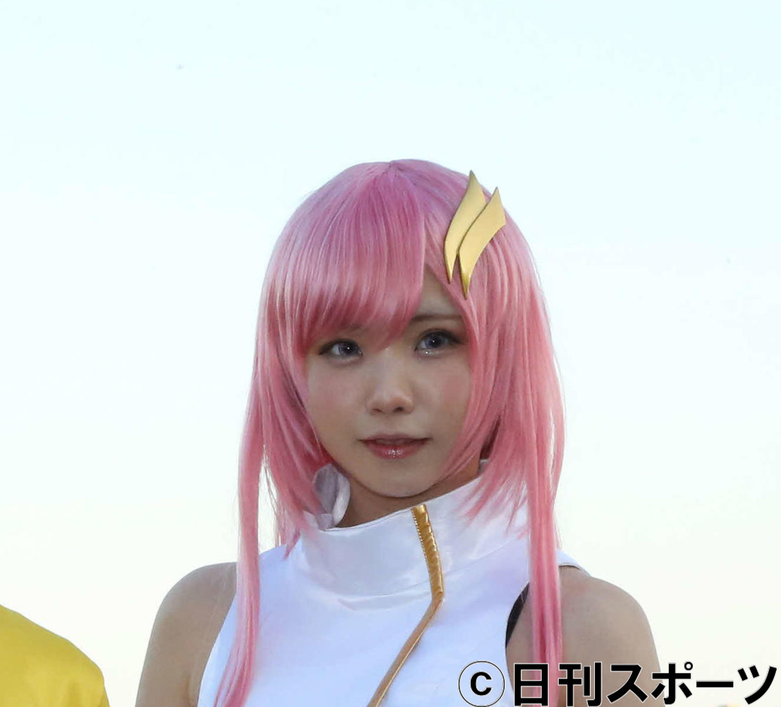 コスプレイヤーえなこ（2019年12月撮影）