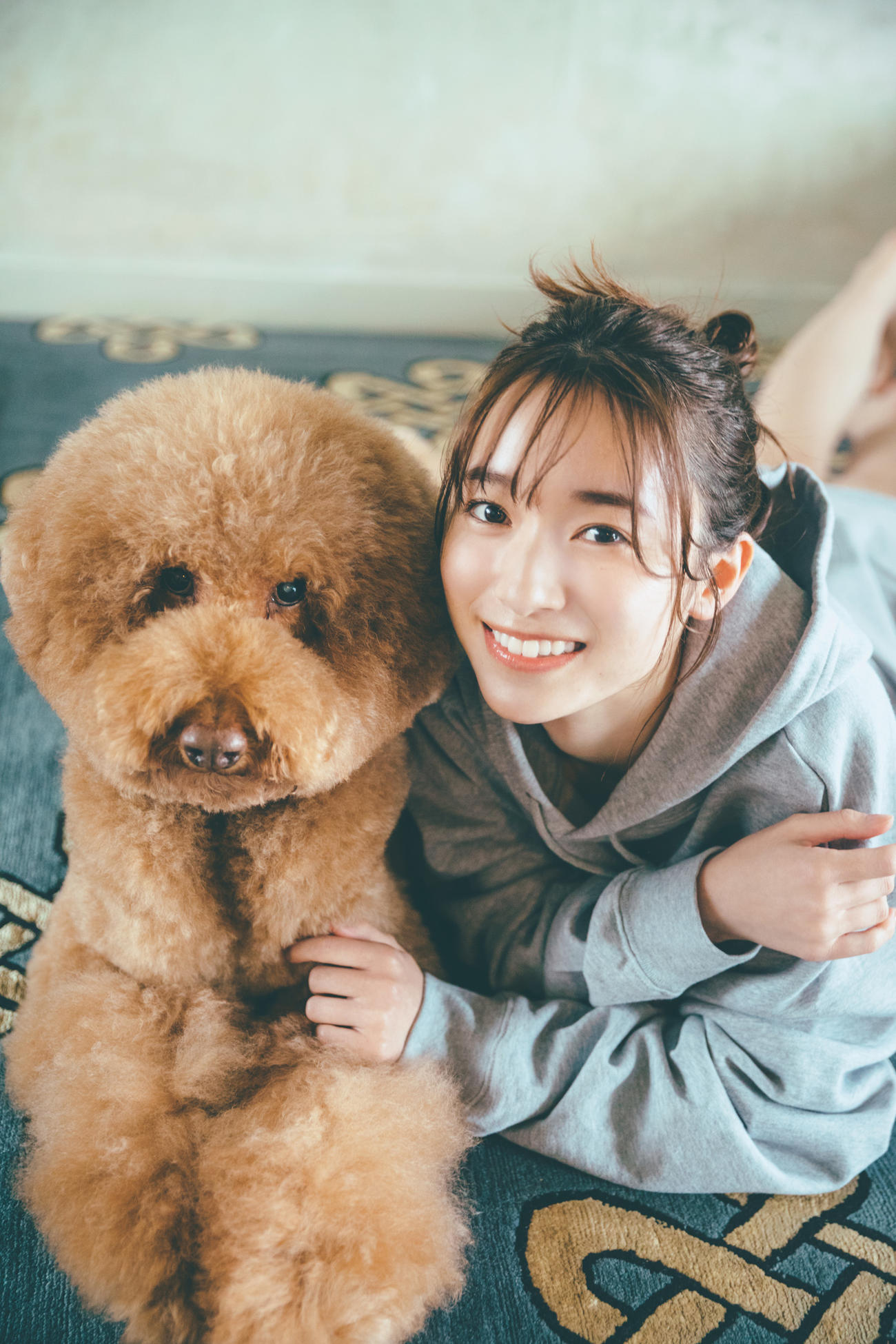 櫻坂46守屋麗奈ファースト写真集「笑顔のグー、チョキ、パー」の先行カット