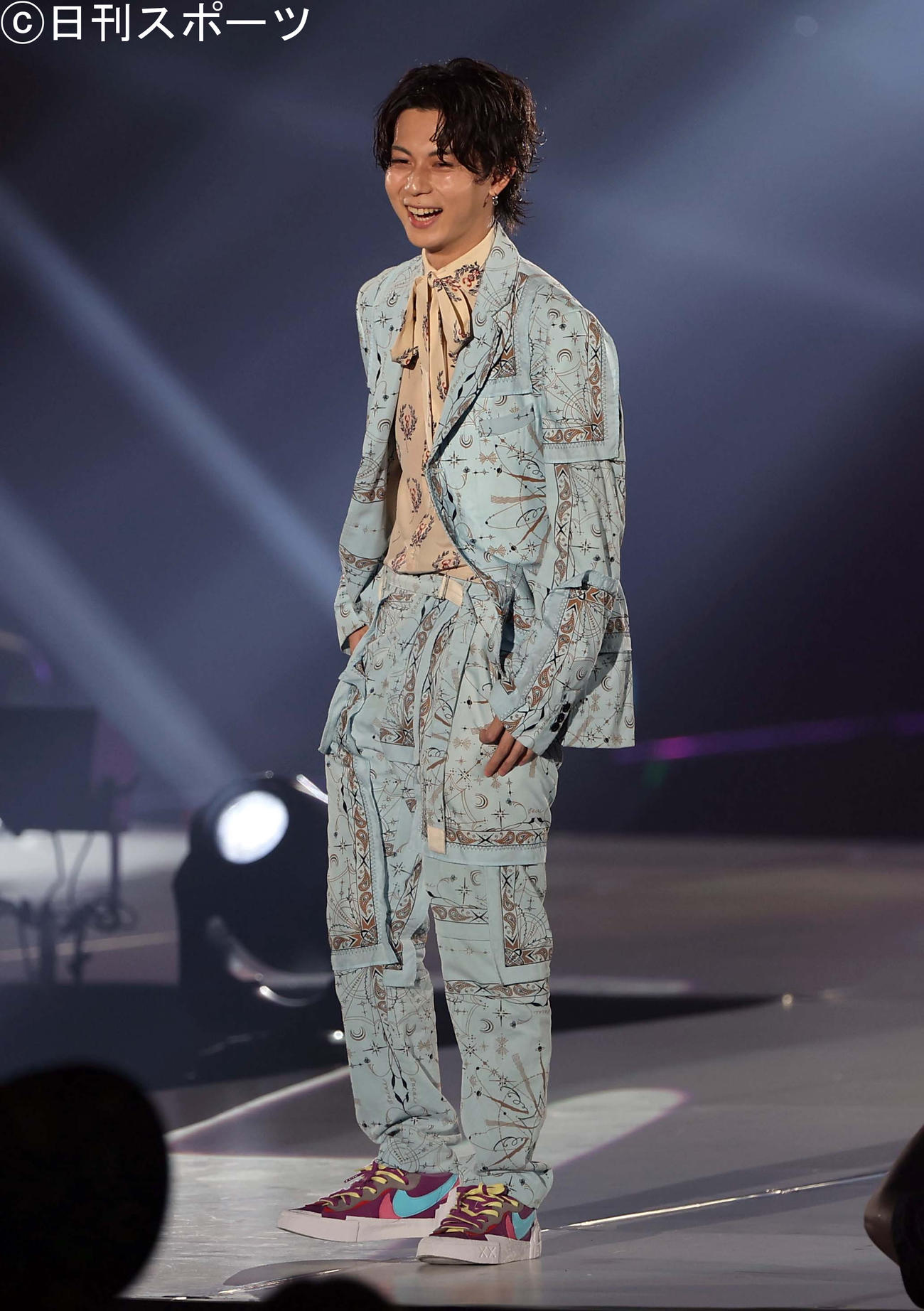 ランウエーを歩くみっき～（撮影・上田博志）