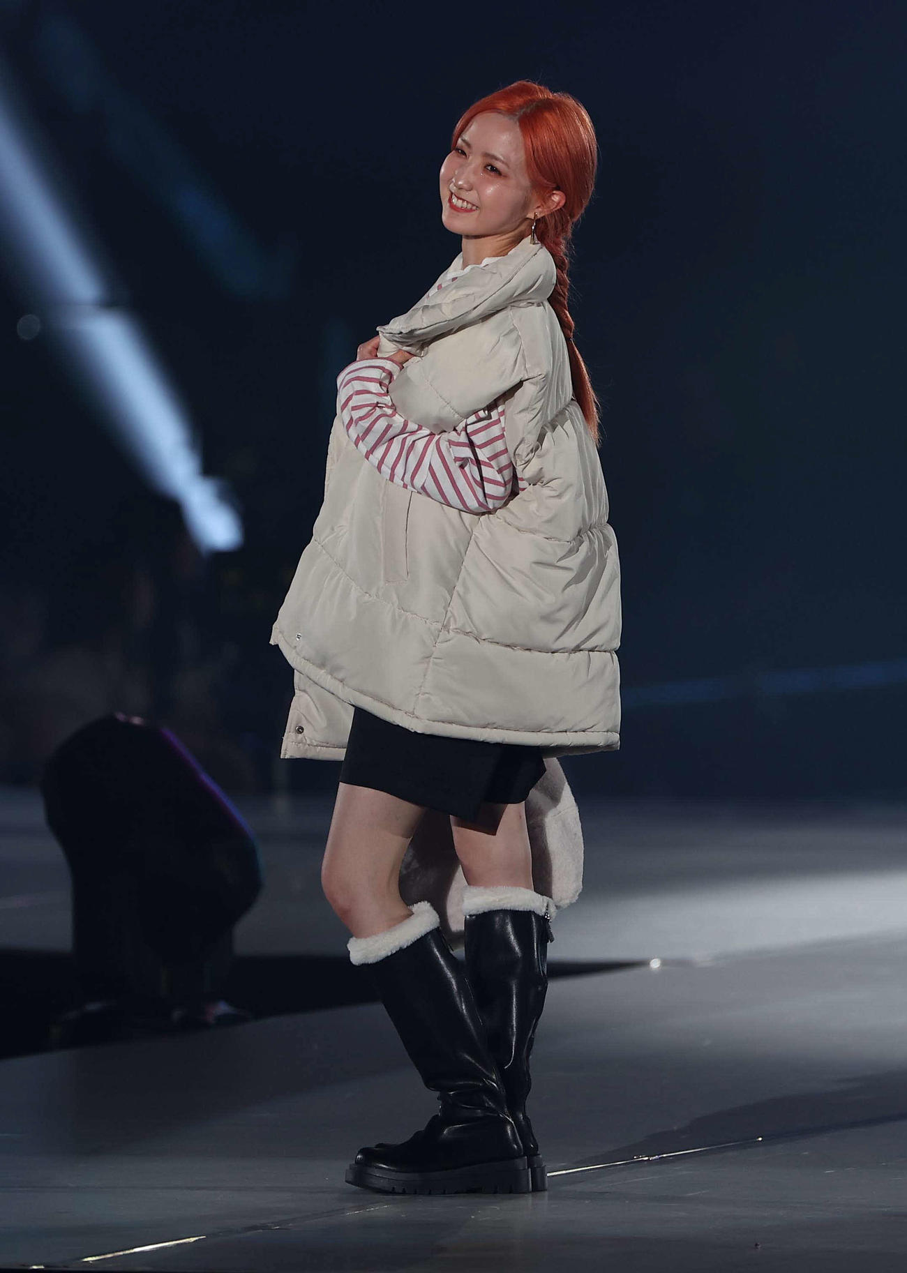 ランウェイを歩く本田仁美（撮影・上田博志）