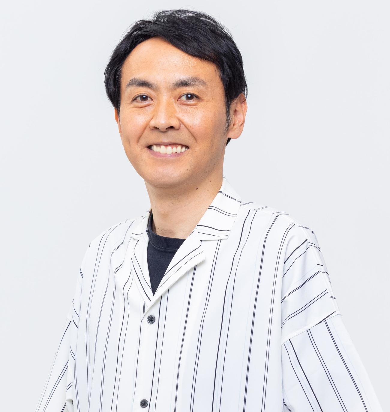 日本文藝家協会編「ベスト・エッセイ2022」に「最高の食事」が選ばれたアンガールズ田中卓志（C）新潮社