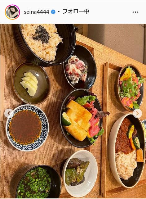 島袋聖南のインスタグラムより