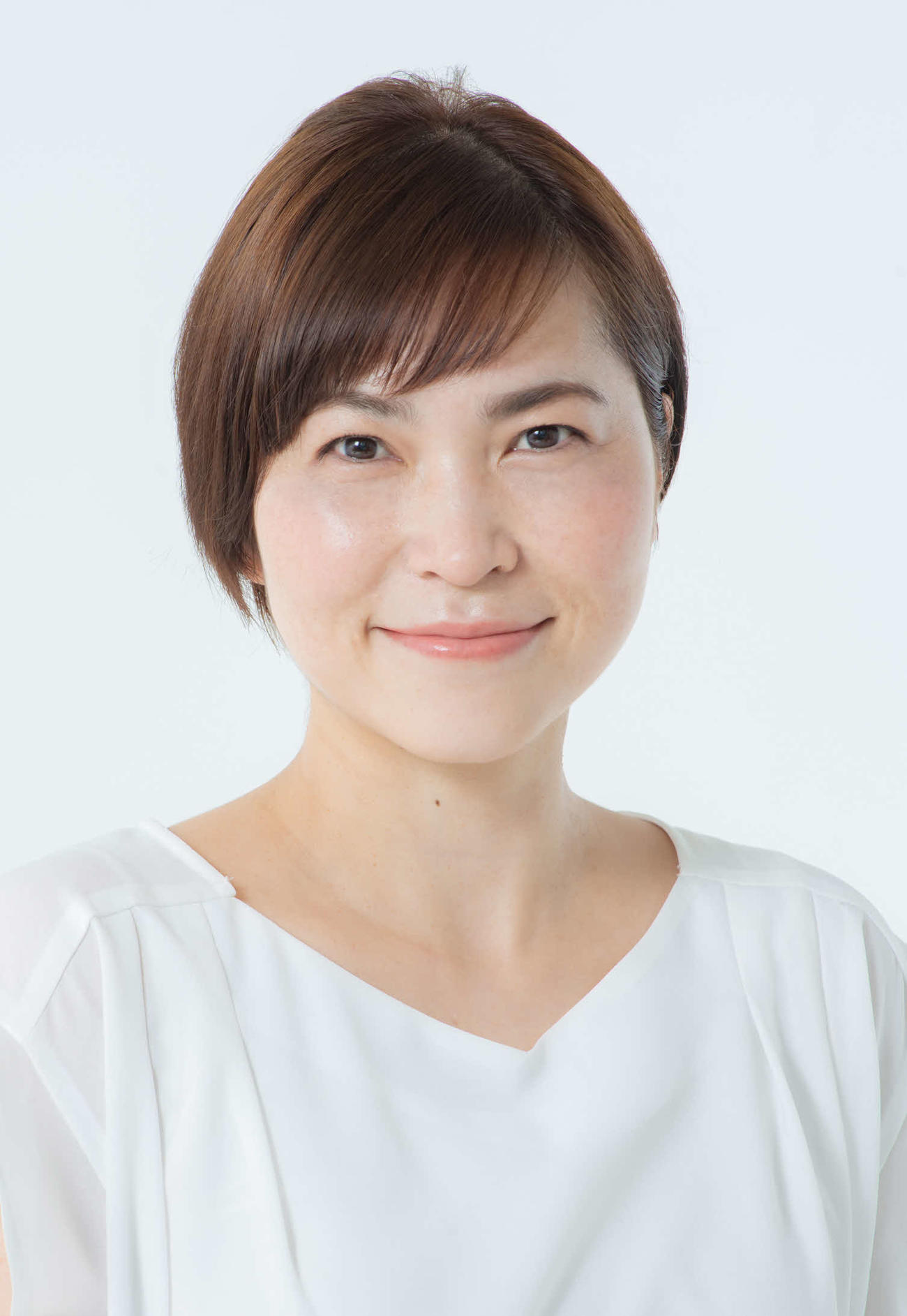 結婚を発表した上地春奈