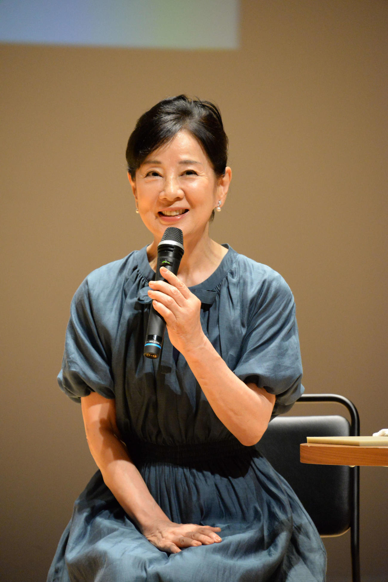 「第11回　戦争の記憶と記録を語り継ぐ映画祭」でトークイベントを行った吉永小百合