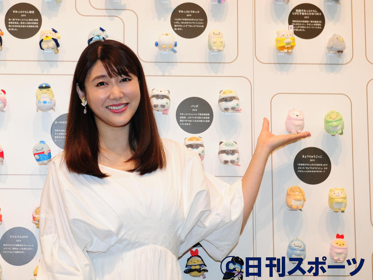「サンエックス90周年　うちのコたちの大展覧会」の内覧会に参加した安めぐみ