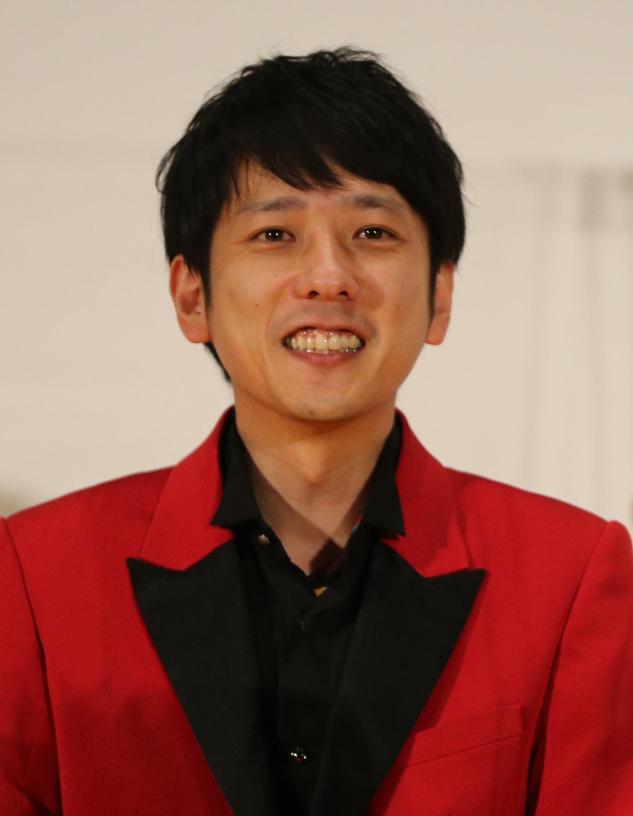 映画「TANGタング」の初日舞台あいさつに登壇する二宮和也（撮影・藤塚大輔）