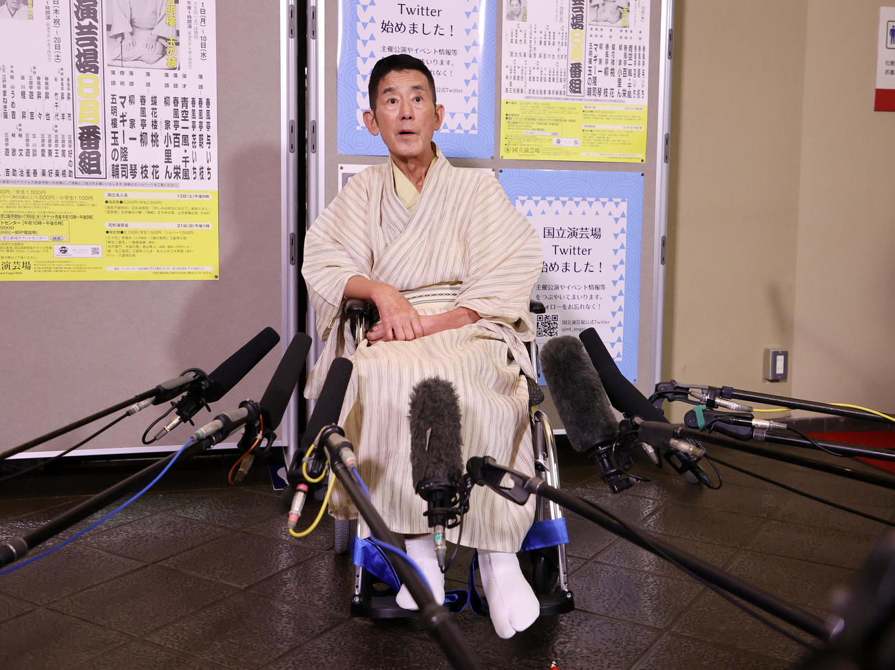 高座復帰会見をする三遊亭円楽（撮影・鈴木正人）