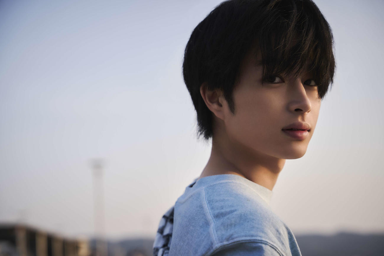 曽田陵介の初写真集「sota」の表紙カット