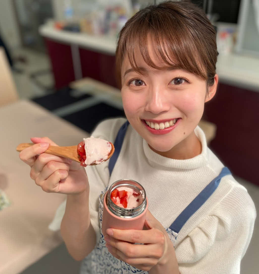 情報番組「まるごと」の料理コーナー「キラキラクッキング」を担当する沢井志帆アナウンサー　ⓒDaiichi－TV