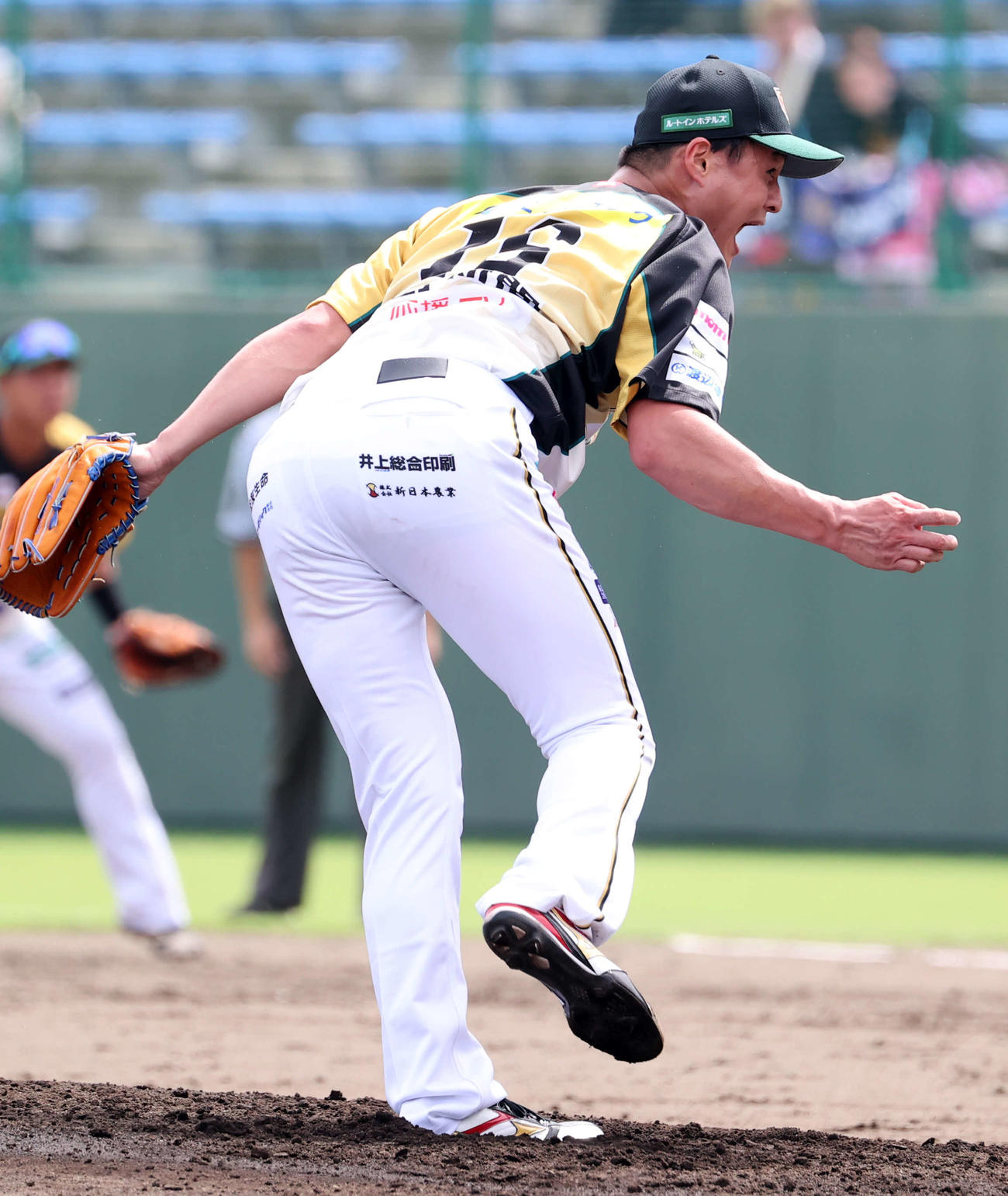 BC栃木対埼玉武蔵　力投するBC栃木先発のティモンディ高岸宏行（撮影・浅見桂子）