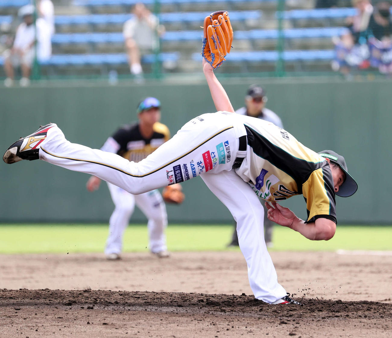 BC栃木対埼玉武蔵　力投するBC栃木先発のティモンディ高岸宏行（撮影・浅見桂子）