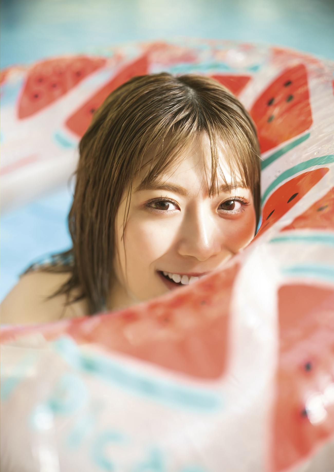 日向坂46東村芽依ファースト写真集「見つけた」の先行カット