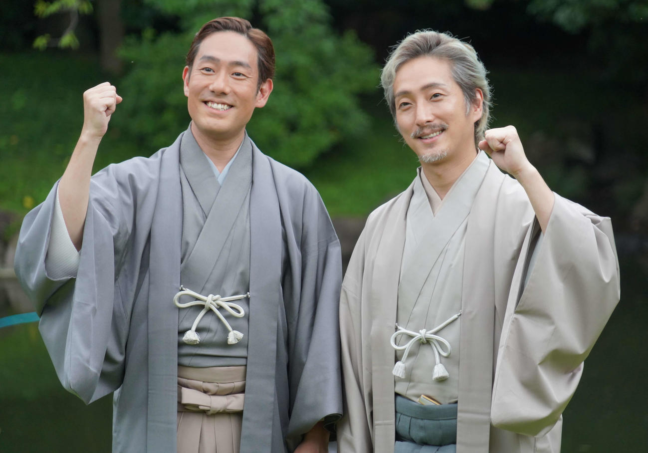 中村勘九郎（左）と中村七之助（2022年6月22日撮影）