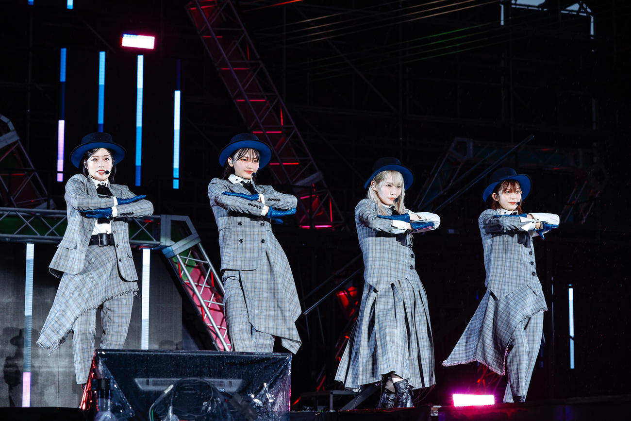 野外ライブ「W－KEYAKI FES．　2022」を開催した櫻坂46（撮影・上山陽介氏）