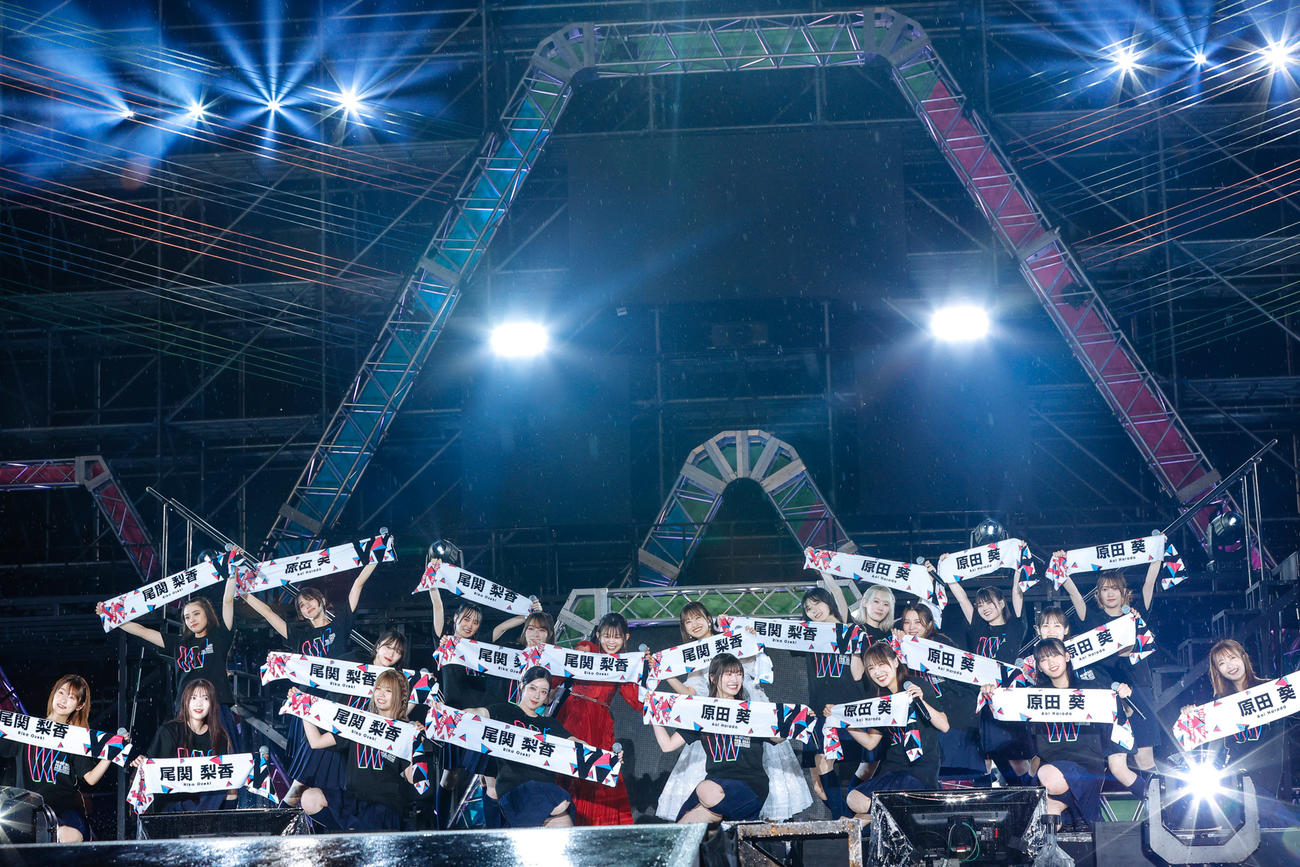 野外ライブ「W－KEYAKI FES．　2022」を開催した櫻坂46（撮影・上山陽介氏）