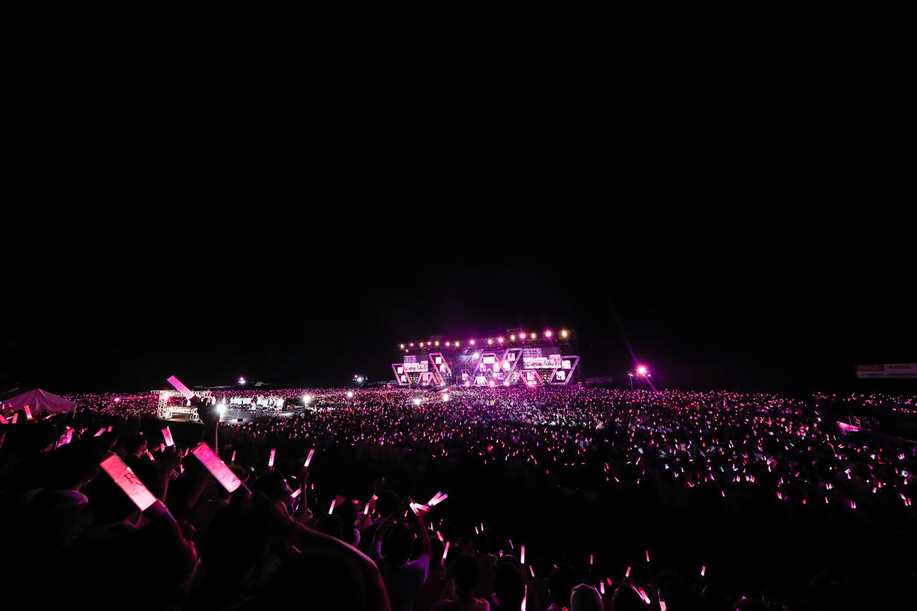野外ライブ「W－KEYAKI FES．　2022」を開催した櫻坂46（撮影・上山陽介氏）