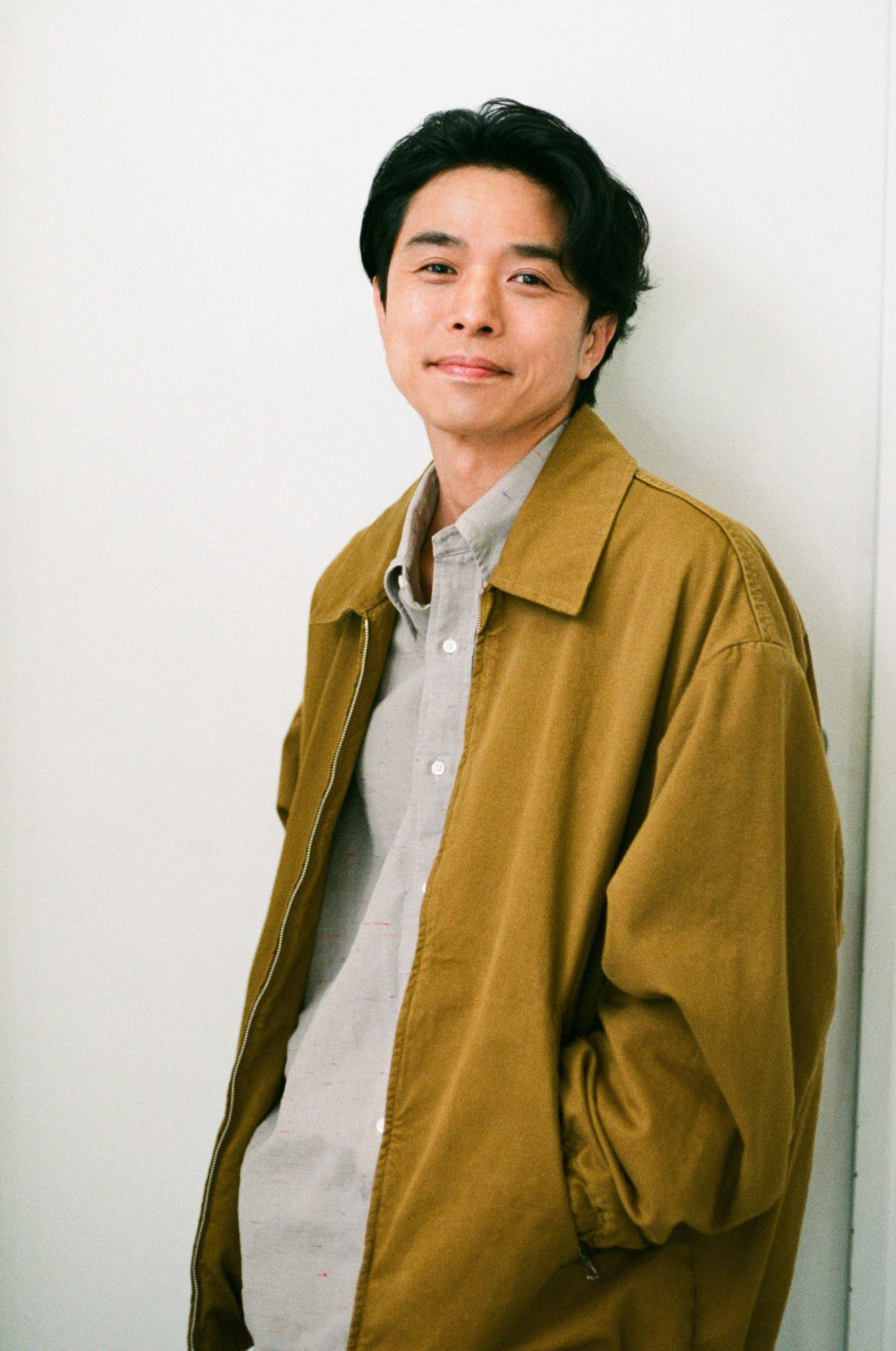 NHK夜ドラ「つまらない住宅地のすべての家」に主演する井ノ原快彦