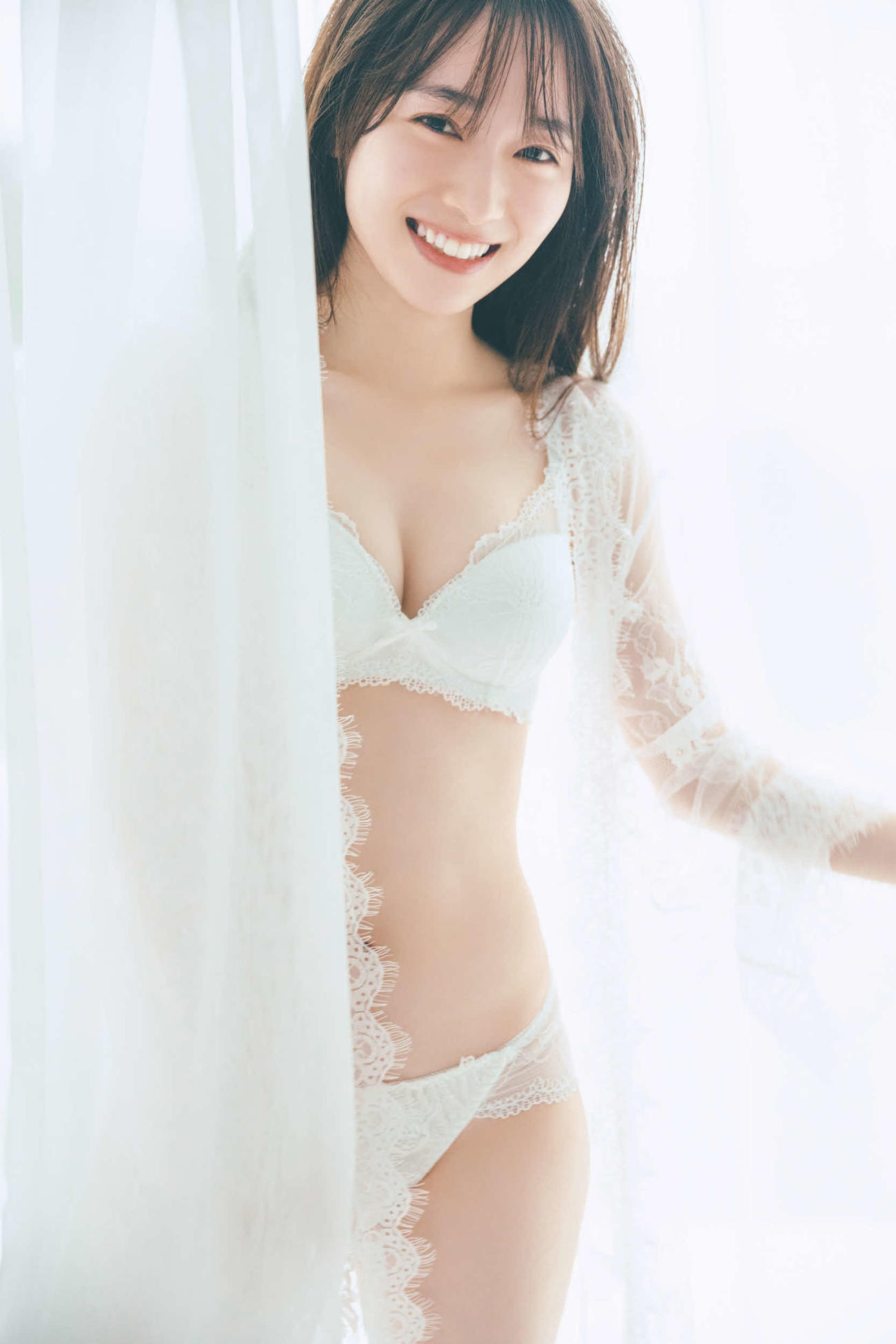 ファースト写真集「笑顔のグー、チョキ、パー」の刊行記念オンライン取材会を行った櫻坂46守屋麗奈（（C）Seed　＆　Flower　LLC／竹書房　東京祐氏撮影）