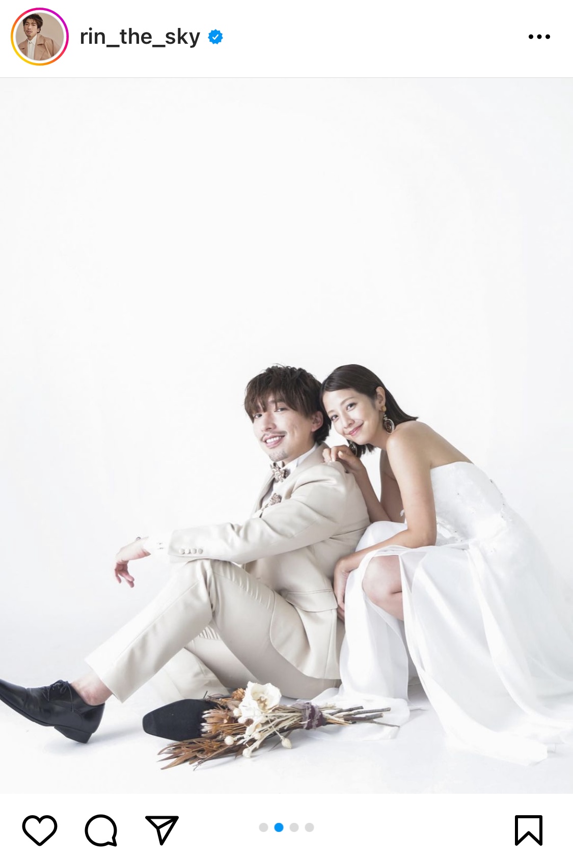 インスタグラムで本郷杏奈と結婚を発表したEXITのりんたろー。