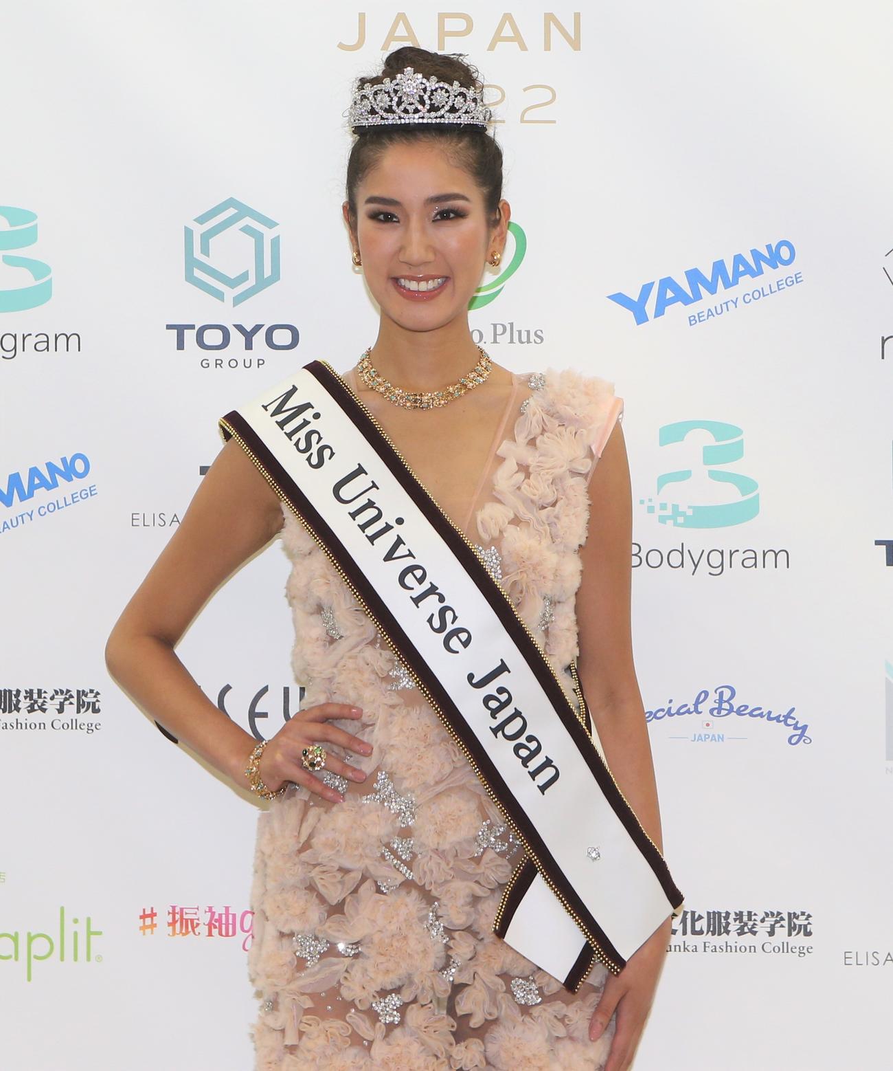 「2022　ミス・ユニバース・ジャパンファイナル」で日本代表に決まった坂本麻里ベレンさん（撮影・藤塚大輔）