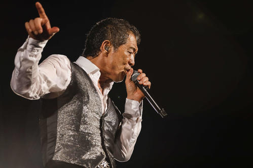 矢沢永吉50周年ツアー初日 キャデラックで国立競技場１周 Misia迎え 歌 うまいよね 芸能写真ニュース 日刊スポーツ