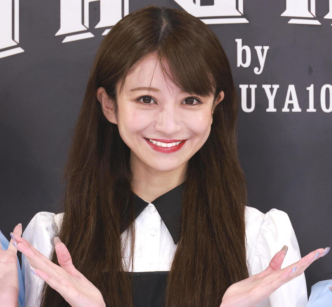 アイドルグループ「8月のエウテルペ」をプロデュースした愛沢えみり（撮影・中島郁夫）