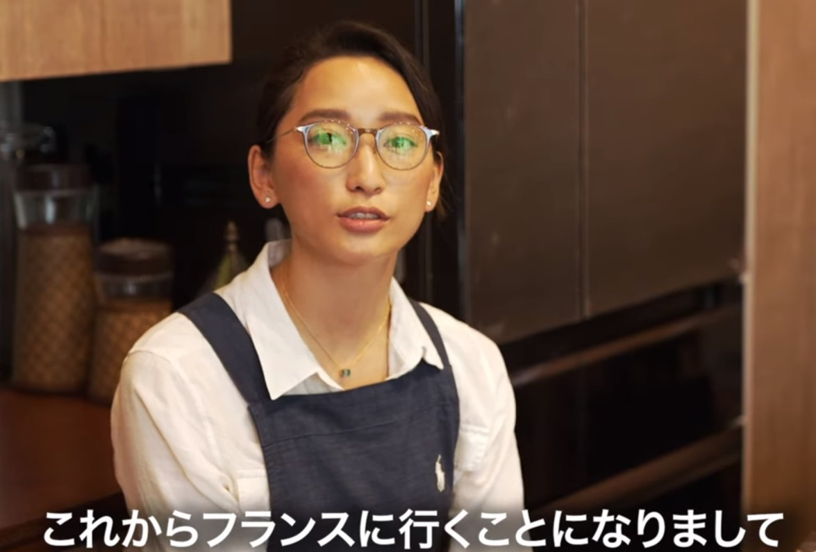 フランス移住を発表する杏（杏のYouTubeチャンネル「杏／anna Tokyo」より）