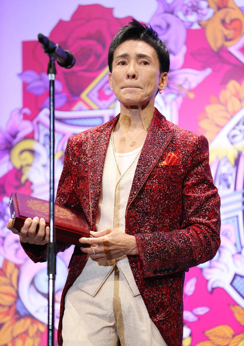 50周年郷ひろみ スカウトは高1 男の子女の子 で歌手デビュー 音楽活動年表 芸能写真ニュース 日刊スポーツ 50周年郷ひろみ スカウトは高1 男の子女の子 で歌手デビュー 音楽活動年表 芸能写真ニュース 日刊スポーツ