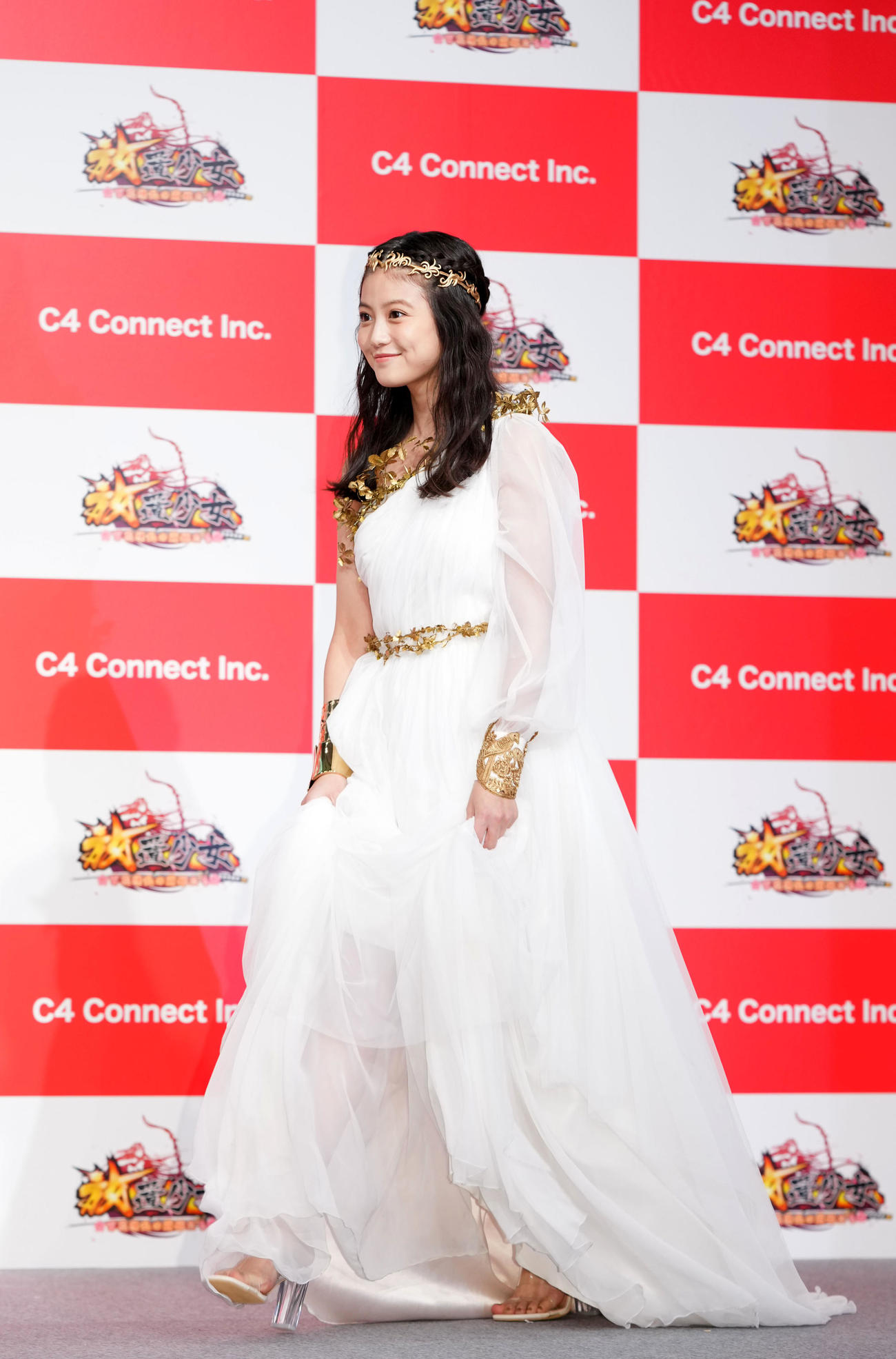 放置少女新テレビCM発表会に登場した今田美桜（撮影・横山健太）