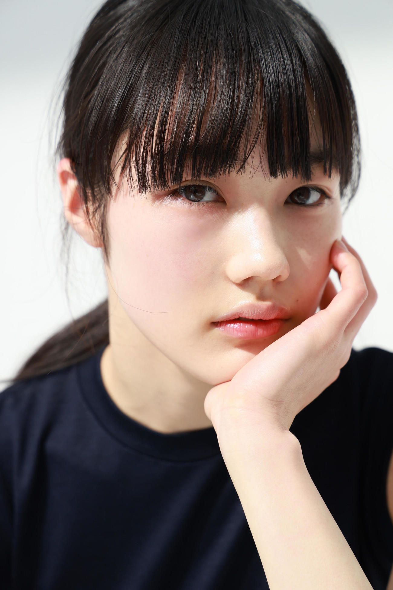 舞台「最後の医者は桜を見上げて君を想う」に出演する佐々木ありさ