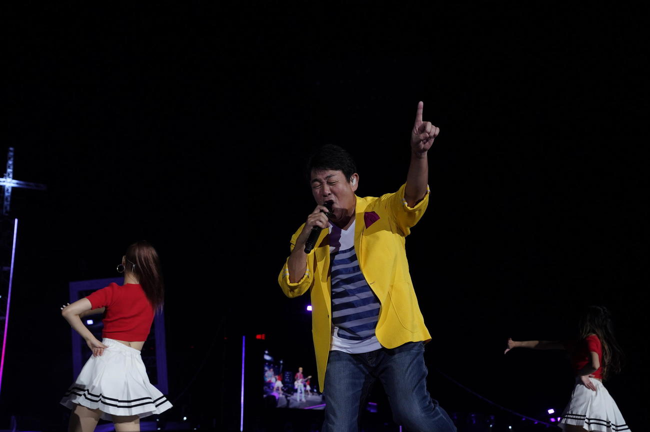 横浜スタジアム公演を開催したTUBEのボーカル前田亘輝