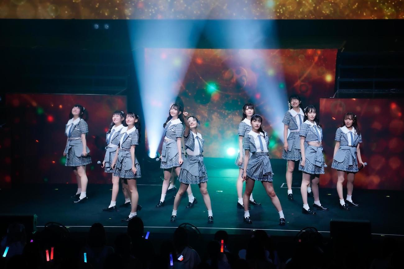 全国ツアー「もしこれが恋ならば君しか無理なんだよ」初日公演でパフォーマンスする≠MEコピーライトYOANI