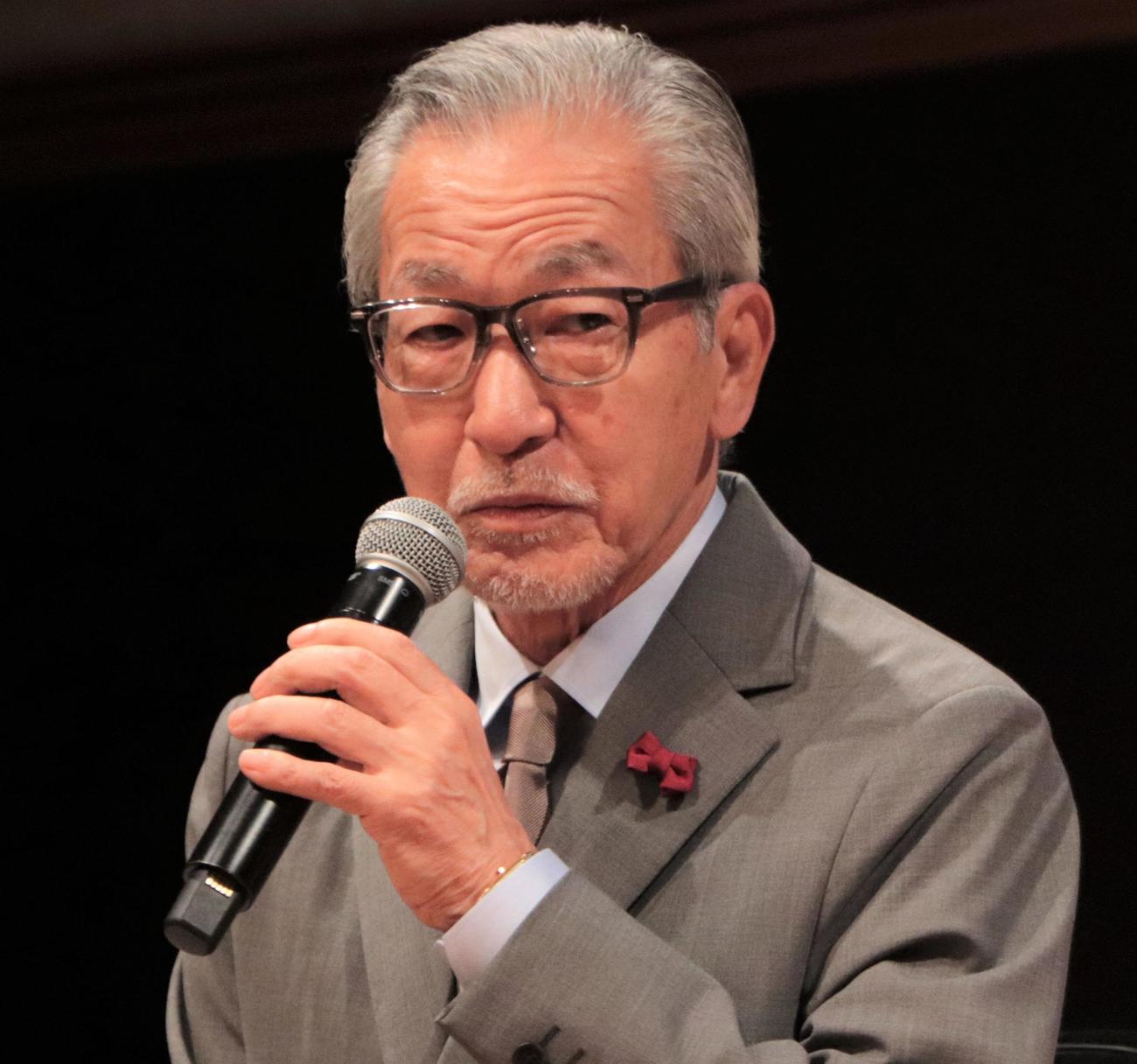 「第20回グッドエイジャー賞発表・授賞式」に登壇する大竹まこと（撮影・藤塚大輔）
