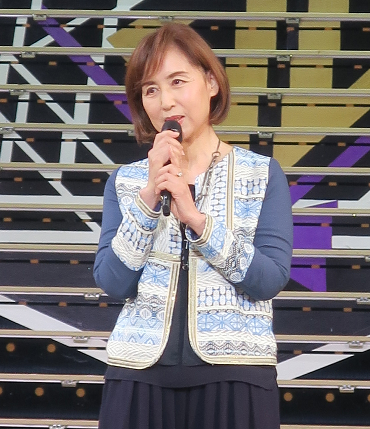 東京宝塚劇場月組公演「グレート・ギャツビー」取材会に登壇した初演キャストの杜けあき